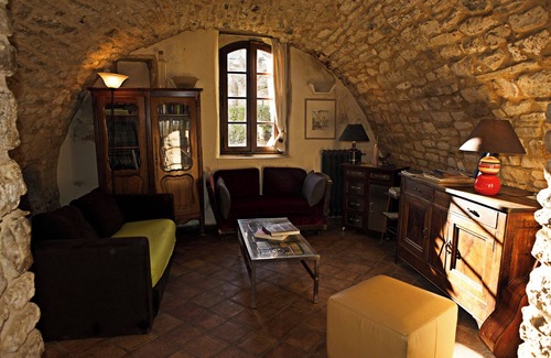 Issirac House | In the heart of the Gard countryside, in Provence