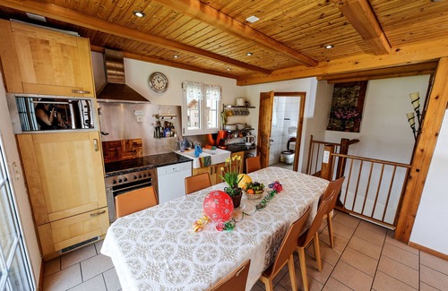 Wilderswil Ski Chalet | In the heart of the Swiss Alps, Jungfrau Region. Lovely home for up to 8 guests.