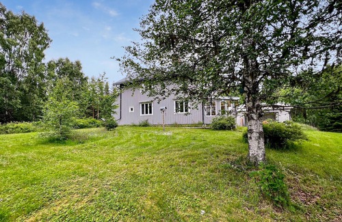 Letafors House | In this attractive cottage near the lake you can spend a relaxing vacation!