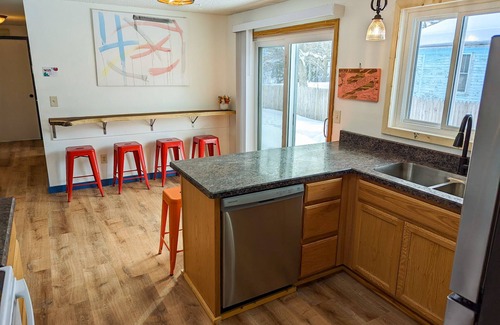 Crosby House | In town, close to the trails, fully fenced in yard!