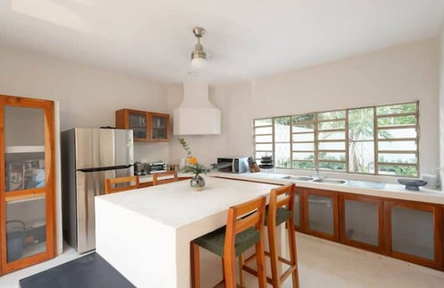 Chichen Itza - Valladolid Apartment | Increíble Casa Nueva con Piscina:sultana San Bernardino