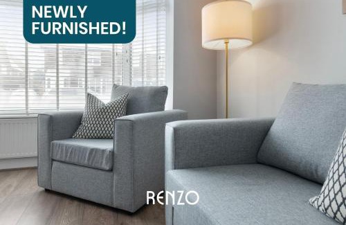 Newark upon Trent House | Incredible 3-bed House in Nottingham by Renzo, Amazing Location, Sleeps 6!