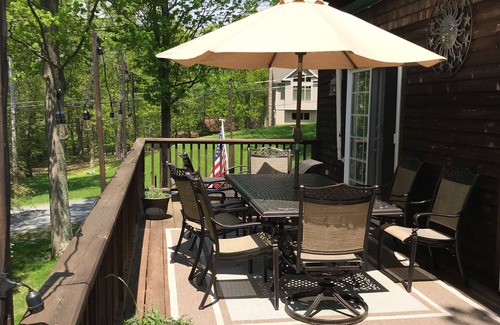 Greentown House | Incredible Getaway ~ Lake Wallenpaupack