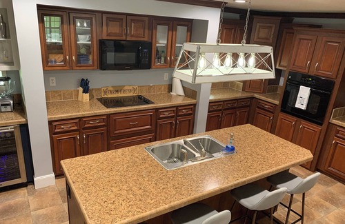 Fortson House | Incredible Lake Harding Waterfront home!