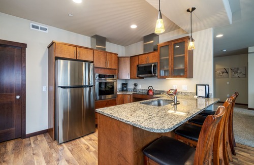 Manson Condo | Incredible Views of Lake Chelan-Pool, Outdoor Spas
