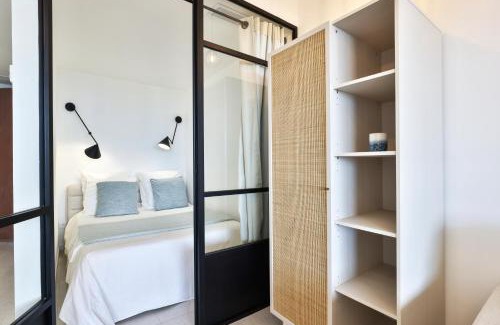 Carre d'Or Apartment | Incroyable vue mer, 2 pièces refait à neuf avec piscine sur le toit/WIFI/AC