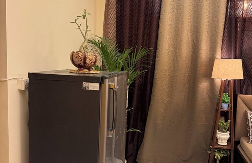 Sainik Farm Apartment | Indat