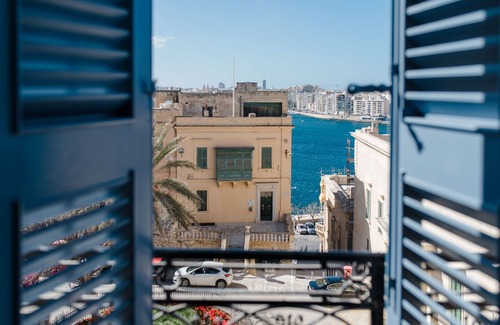 Madliena Apartment | INDEPENDENCE OLIVE - 1 BEDROOM APARTMENT - CHURCH AND SEA VIEW