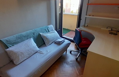Pinto Bed & Breakfast | Independent room in shared house in Pinto