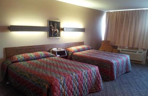 Winamac Hotel | Indian Head Motel