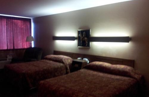 Winamac Hotel | Indian Head Motel
