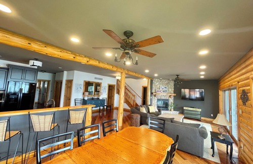 Cedar Lake House | Indiana LAKE HOME SUNSETS. 5 Beds, 3 Baths, 2 Decks, 1 Long Pier, by CHICAGO IL