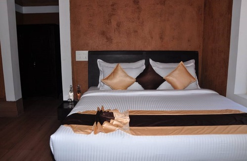 Nedumangad Hotel | INDIMASI - Ayurveda & Healing Village