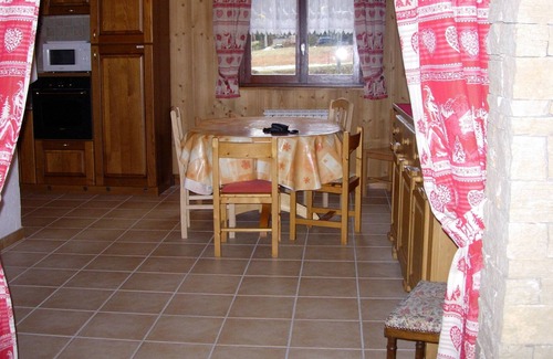 Les Bossons Ski Chalet | Individual CHALET on enclosed land (classified 3 trees)