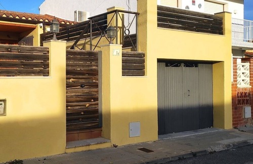 Albinyana House | Individual house weekend special