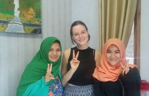 Cianjur House | Indonesia Village is homestay