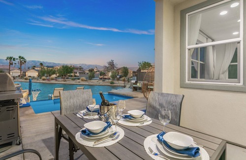 Terra Lago House | Indoor+outdoor games, fire pit, BBQ, lake views