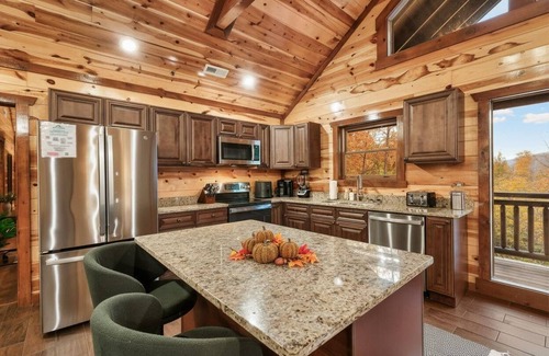 Caton Cabin | Indoor Pool - Epic Game Room - MiniGolf - 24 Guests - 8 Bedrooms