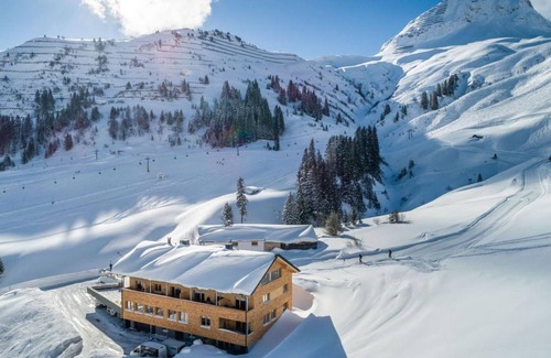 Warth Apartment | Indulgence - Wolfegg