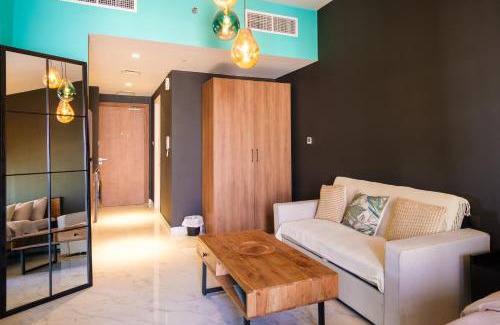 Masdar City Apartment | Industrial Chic Retreat
