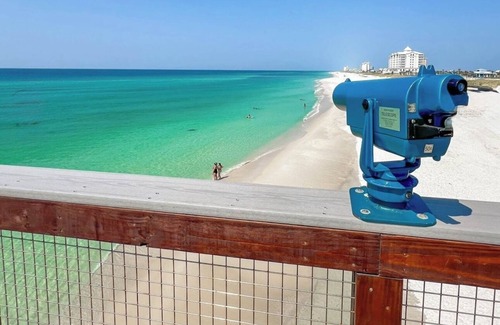 Villa Sabine Condo | Inexpensive quick escape! 2-3 & 4-Night Getaways - Waterfront Sleeps 4
