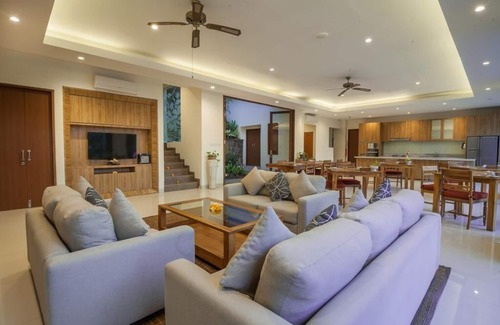 Melayang Villa | Infinity River 6 Bedroom Private Pool