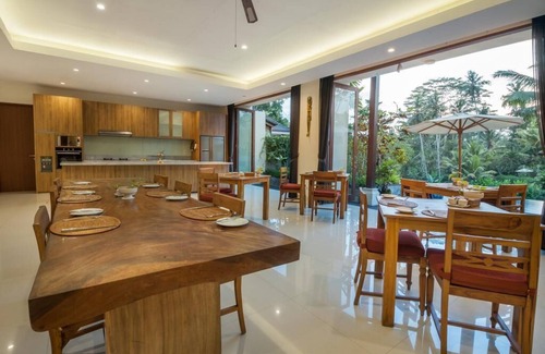 Melayang Villa | Infinity River 6 Bedroom Private Pool