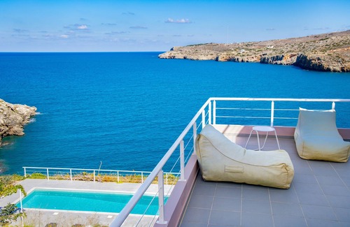 Plaka Villa | Inger's House - Villa with Delicate Interior, Private Pool and Amazing Sea Views