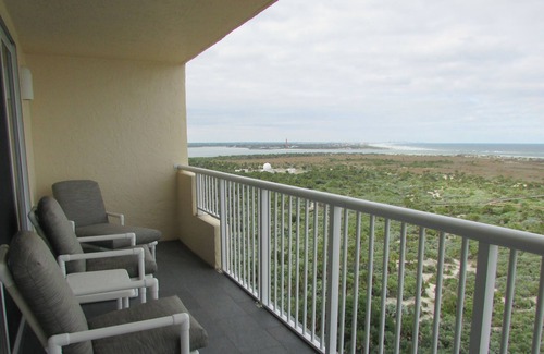 New Smyrna Beach Condo | Inlet #1107 - 2BD 2BA Chic Oceanfront Elegance