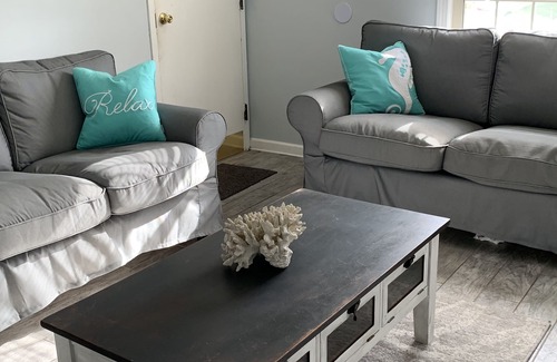 Dam Neck Condo | Inlet Condo 2 Blocks to the Beach!