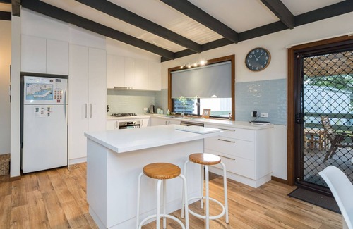 Inverloch House | Inlet Dreaming - Inlet Side Inverloch
