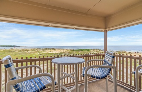 North Myrtle Beach Condo | Inlet Pointe Villas 14E, Beautifully Decorated 2 BR Ocean Front Condo with Outdoor Swimming Pool