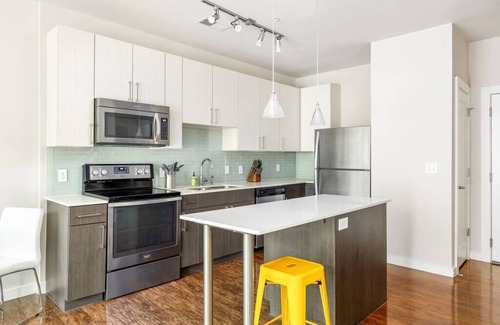 Inman Park Apartment | Inman Park luxury 1st fl 1BR