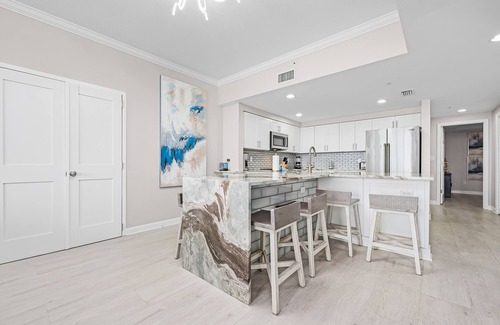 Clipper Cove Condo | Inn at Crystal Beach 503B by Salt Water Vacations