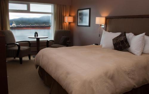 Prince Rupert Hotel | Inn on the Harbour