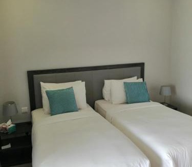 Kibuye Hotel | Inn on the lake