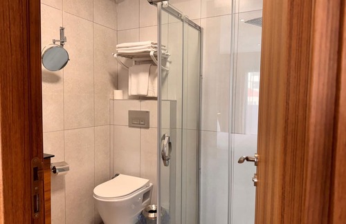 Sekerpinar Hotel | INN PORT HOTEL