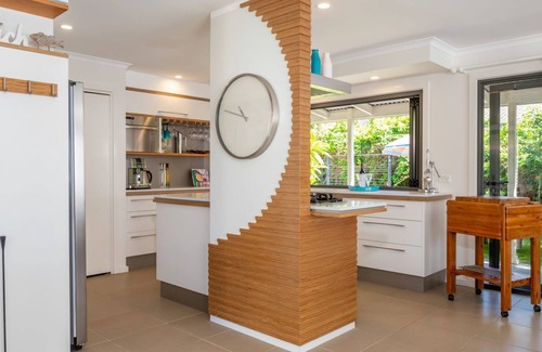 Long Beach House | Inner Sanctum - 160m to the beach!