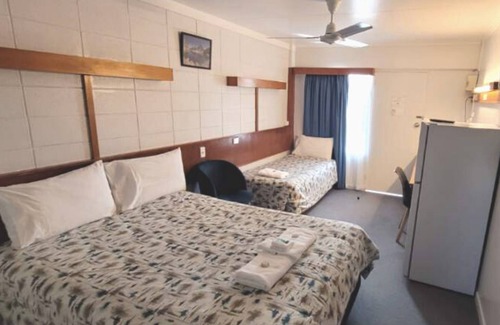 Innisfail Hotel | Innisfail City Motel
