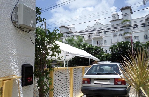 Old Trees Bay Apartment | Inniss Apartment By The Beach
