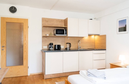 Pradl Apartment | Innsbruck Studio von MO