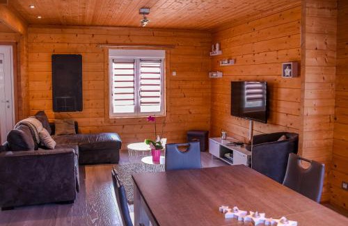 Chaudefontaine House | Insolite maison bois, wifi, streaming au coeur de l'Argonne et des batailles de Verdun