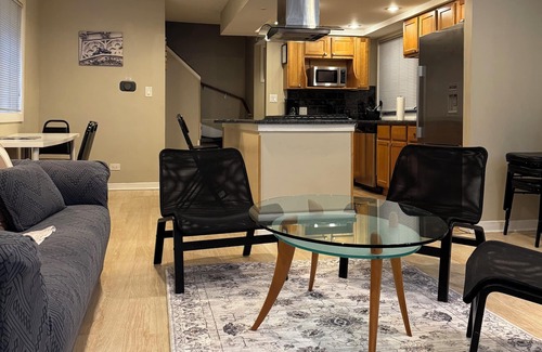 Old Town House | Insta Worthy ^Prime Spot ^Patio ^Parking ^Fireplace