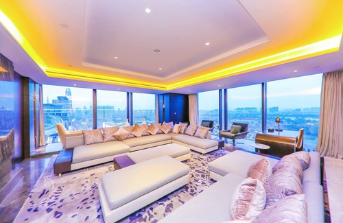 Lixia District Hotel | InterContinental Jinan City Center by IHG
