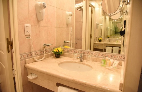 Santa Fe Hotel | InterTower Hotel