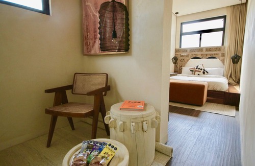 La Cruz Hotel | Intima Suite en la mejor calle de Queretaro centro