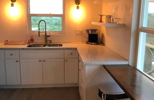 William's Town Cottage | Intimate Luxury on Bahamas Best Beach - Blue Point Cottage Beach House