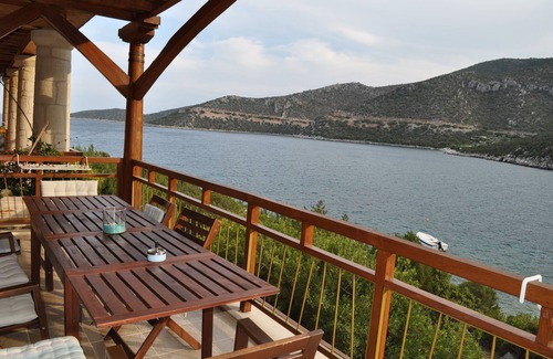 Arkadiko Chorio House | Into The Blue Apartment 2 - A 2-floor apartment with Sea Views right on a pebble