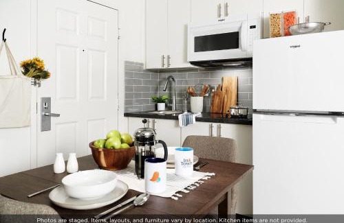 University Place Hotel | Intown Suites Extended Stay Charlotte NC - North Tryon