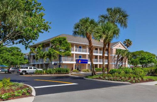 Tamarac Hotel | InTown Suites Extended Stay Fort Lauderdale FL